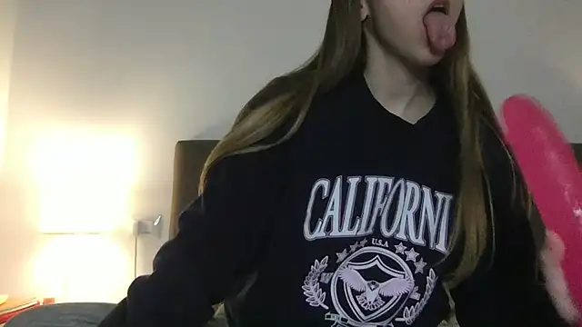 Martimartinaxx webcam