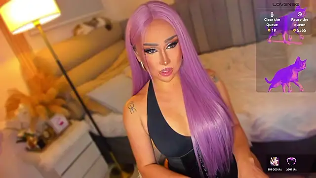 UrSluttyGoddess webcam