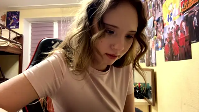 Princessofcashe Live Webcam on Stripchat