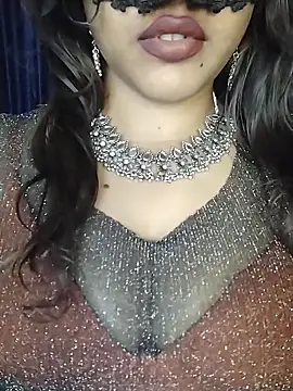 SEXYY_TRANSY_WITH_GIRL webcam