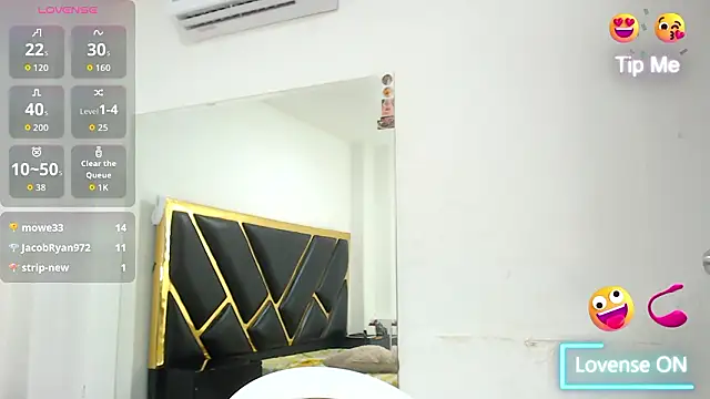 NoahJhonson69 webcam