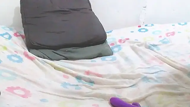 ESMERALDA-TS-BIG Live Webcam on Stripchat