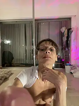 Chris06d22@xh webcam