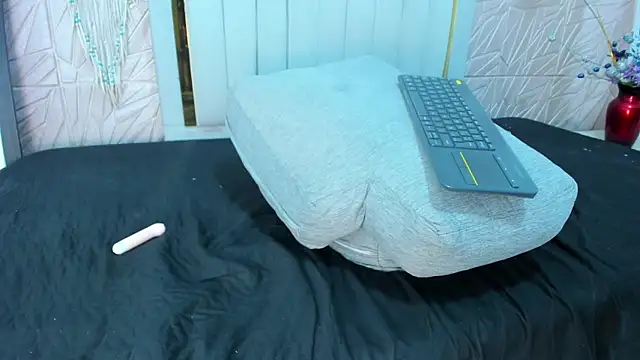 Silvana_Martix webcam