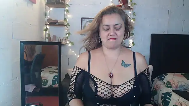 missrosario_stepmoan webcam