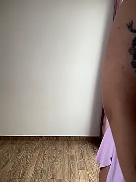 pinkbaddie777 webcam