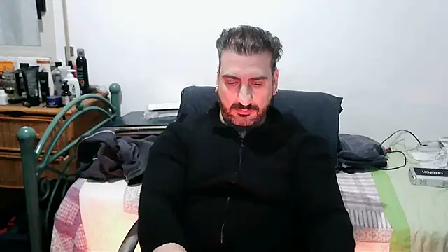 Italian_dark_desire webcam