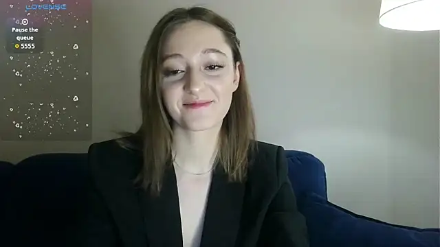 white_liillyy webcam