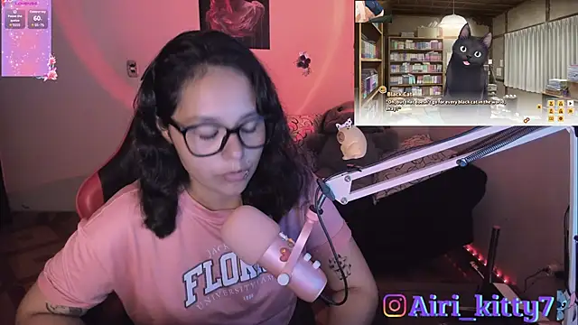 Airi_Kitty webcam