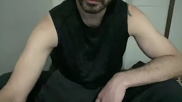 Webcam Model (alphajoshkosh)  is live.Free join now!