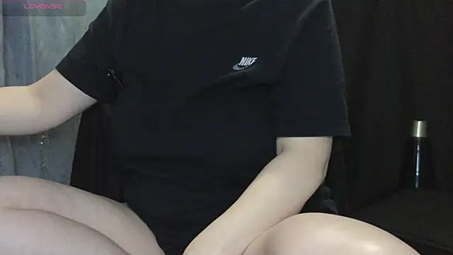 mia_g0ld - Mia_G0ld's free webcam