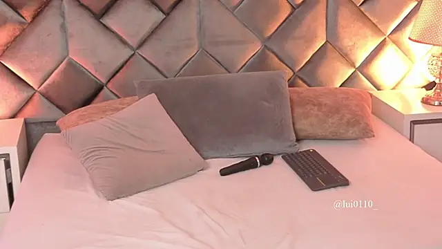 Luisa0110 webcam