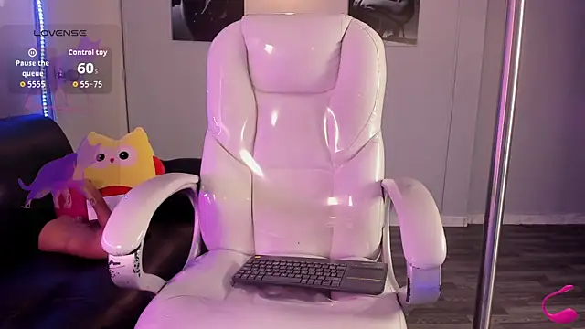 jordan_24_ - Jordan_24_'s free webcam - UK Sex Cams