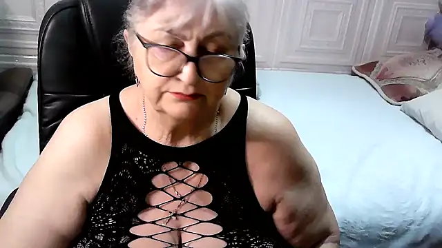 lolkaalyss - LolkaAlyss's free webcam - UK Sex Cams