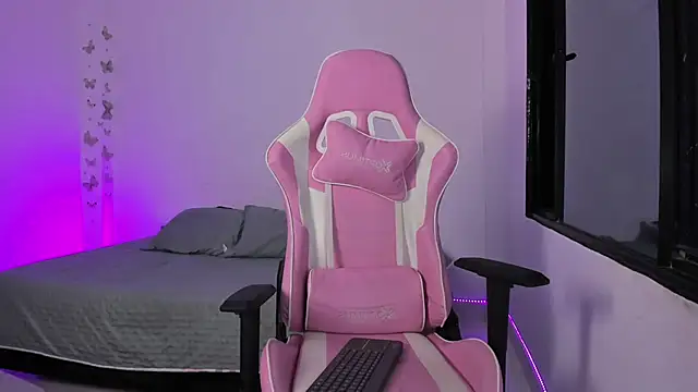 _anais_bustamante_ webcam