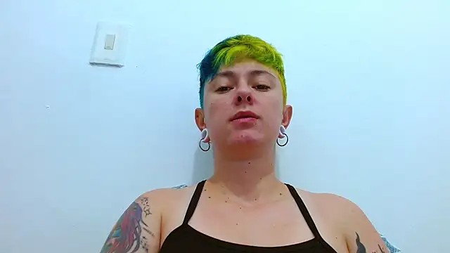 tomboyblue webcam
