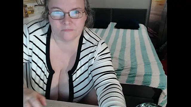 Sweetboobs webcam