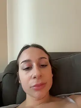 chiarasommer - ChiaraSommer's free webcam - UK Sex Cams