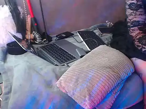 GoddessMonicaAngels webcam