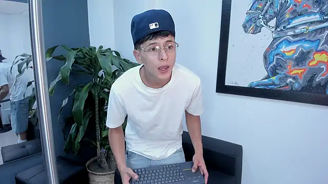 stephane_rouss (M twink) - show cum in public