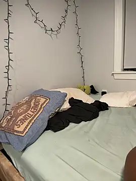 ghoulsnooze_19 (G young) - Smoke/Talk/Milk