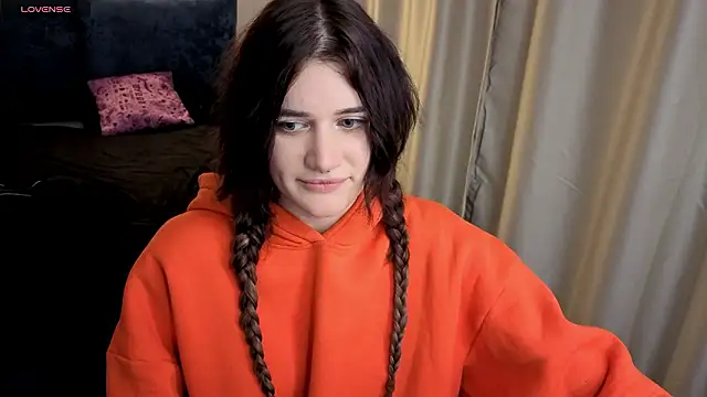 eshleeygreen - Eshleeygreen's free webcam - UK Sex Cams