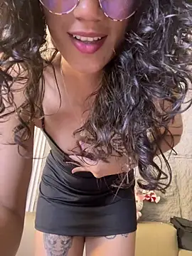 kaitlynlovecam (F young) - ride monster dildo