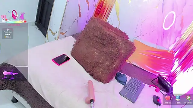 dianamilf (F mature) - 🔥big squirt 🔥