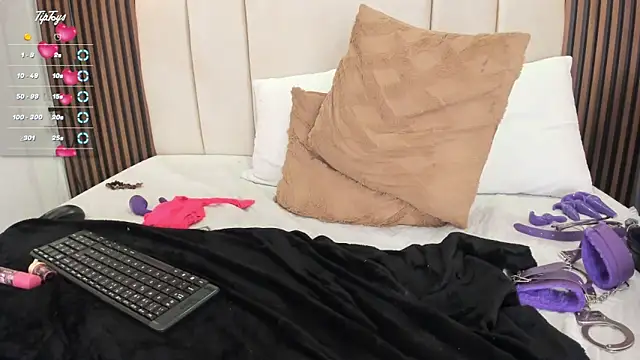 catiusca_reyes_03 webcam