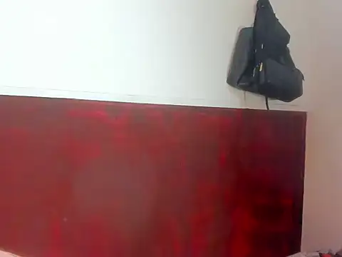 EvelynMoore__ webcam