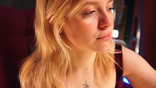 SilentObsession webcam