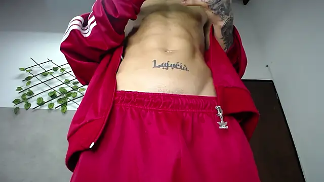 dogan_renzo0 (M twink) - show hole