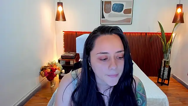 KatherineBond webcam