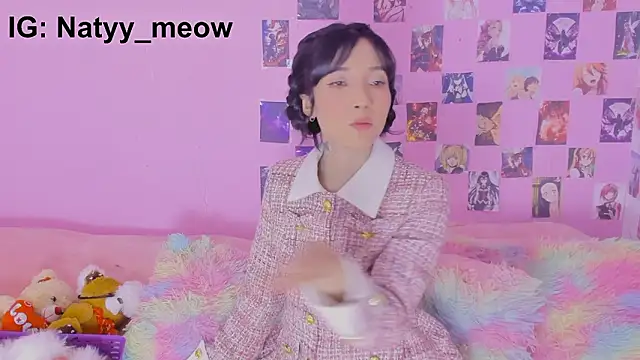 midori_back_01 (Ask my age) - FINGER INSIDE