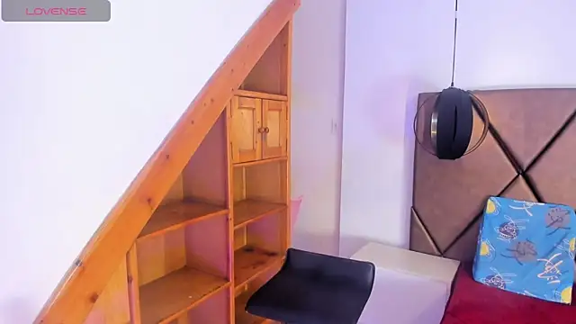 PenelopeGuzman__ webcam