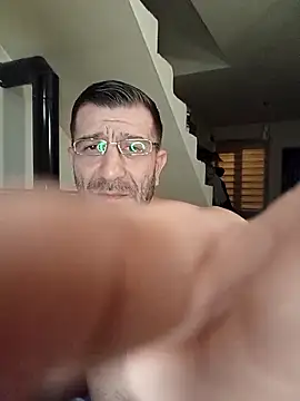 alexdaniel89 (Ask my age) - Hard and play