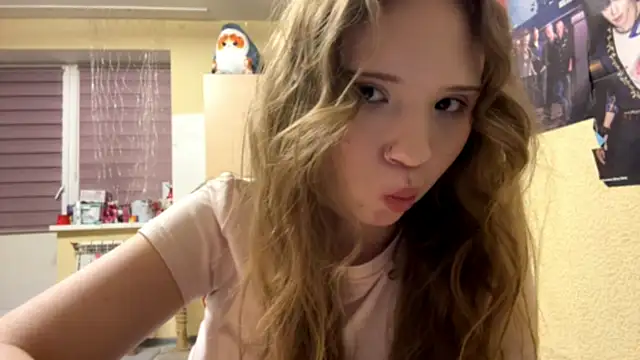 princessofcashe (F teen) - if you like the show