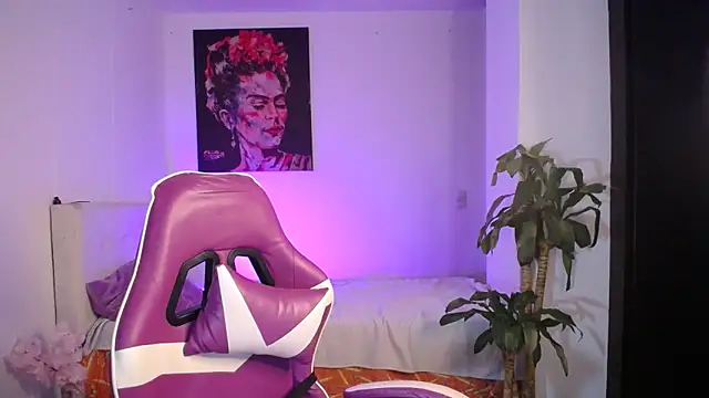 esmeraldaa230 webcam