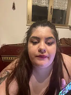 issaalle - Issaalle's free webcam - UK Sex Cams