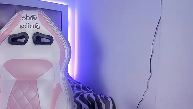 Molly_meow_js webcam