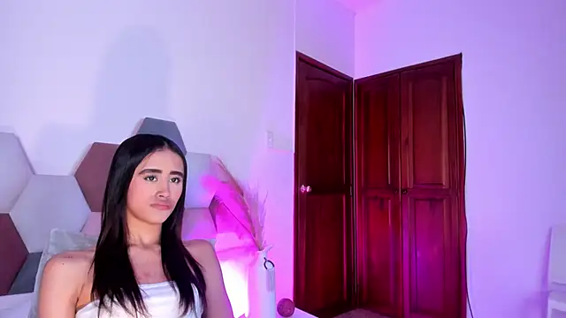 keimywilde - KeimyWilde's free webcam - UK Sex Cams