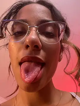 elegant__rouse webcam