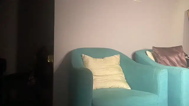 siennadiamond (Ask my age) - RUB MY VIRGIN PUSSSSY