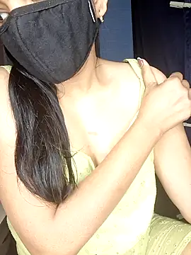 Webcam Model (Nisha027)  is live.Free join now!