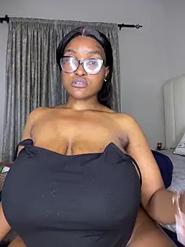 Bustygoddess32