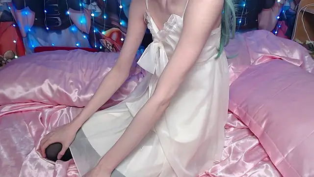 yutachka (M young) - clothed cumshow