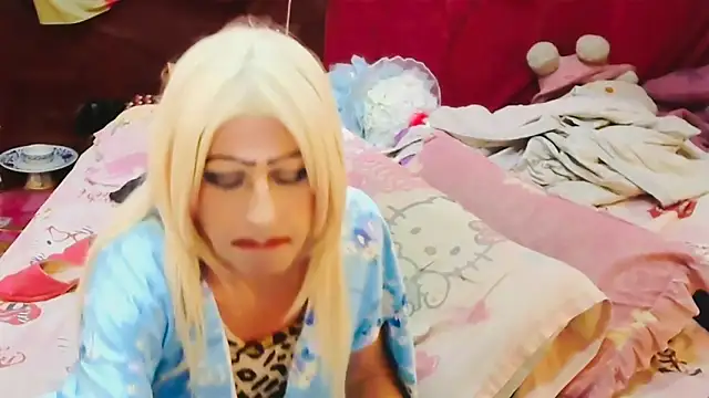 horni4luv (T mature) - MEGA-CUMSHOTS & HUGE LOADS !!!