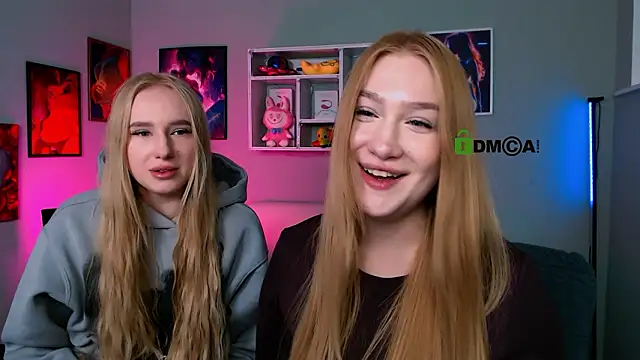 playful_sophie webcam