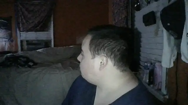 bigdaddy25078 (M young) - menu and private shows open come havefun