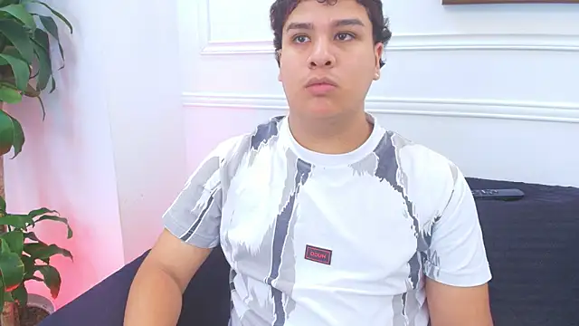 Naim_Bennetsex webcam